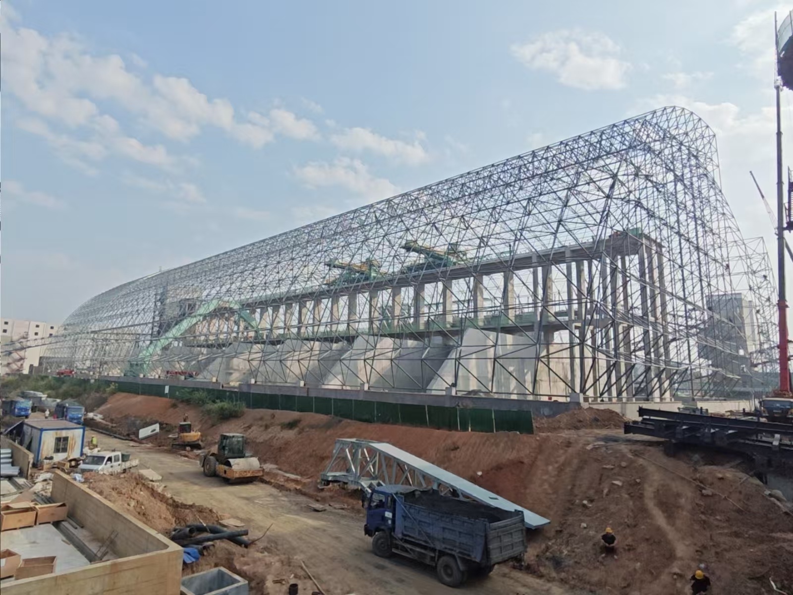 萍鄉(xiāng)旭陽能源有限公司年產(chǎn)180萬噸焦化煤棚 萍鄉(xiāng)旭陽能源有限公司年產(chǎn)180萬噸焦化煤棚